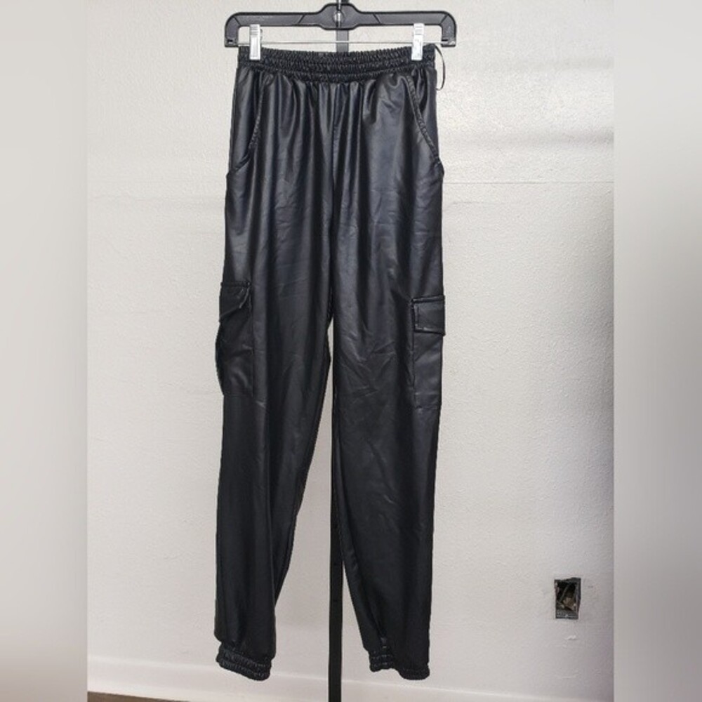 NWOT Fashion Nova Faux Leather Cargo Pants size S